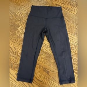 COPY - Lululemon align super hi rise crop 21” navy  buttery soft size 8